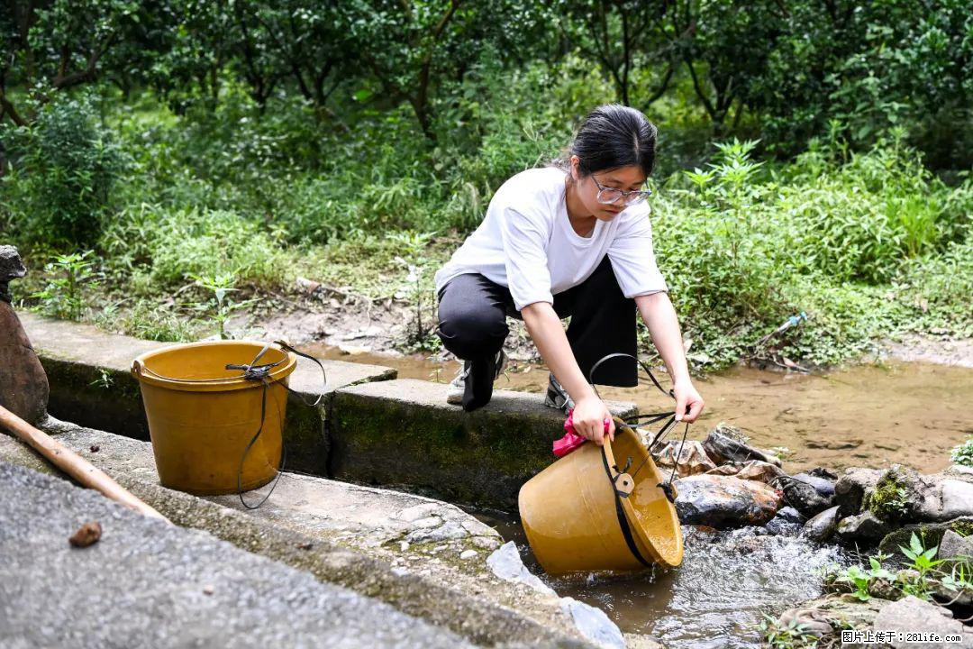 全网追的“扁担女孩”，找了一份暑假工，时薪12元 - 十堰生活资讯 - 十堰28生活网 shiyan.28life.com
